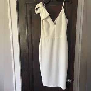 Betsy & Adam White Dress V-Neck Sleeveless Bow Dress